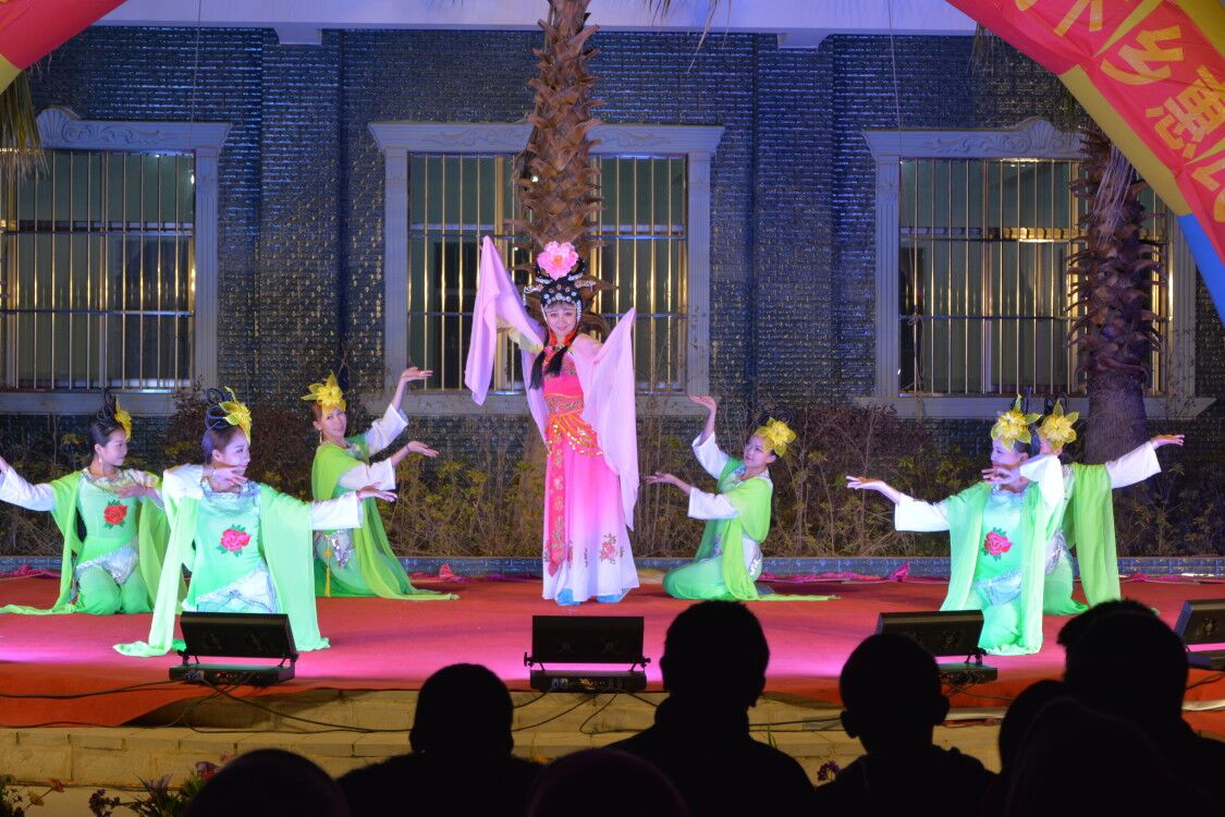 ȫ�С������»�����Ϸ���硱�����ݳ���߽�ͨȪ