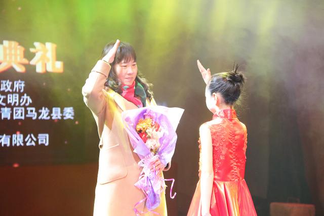 �����᡿����������   ��ů����